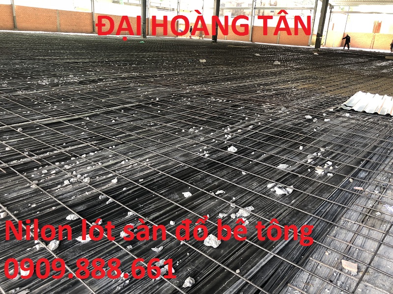 nilon lót sàn đổ bê tông